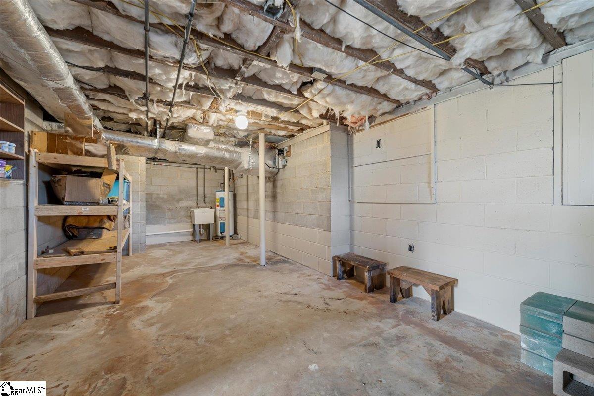 238 California Avenue Property Photo 33