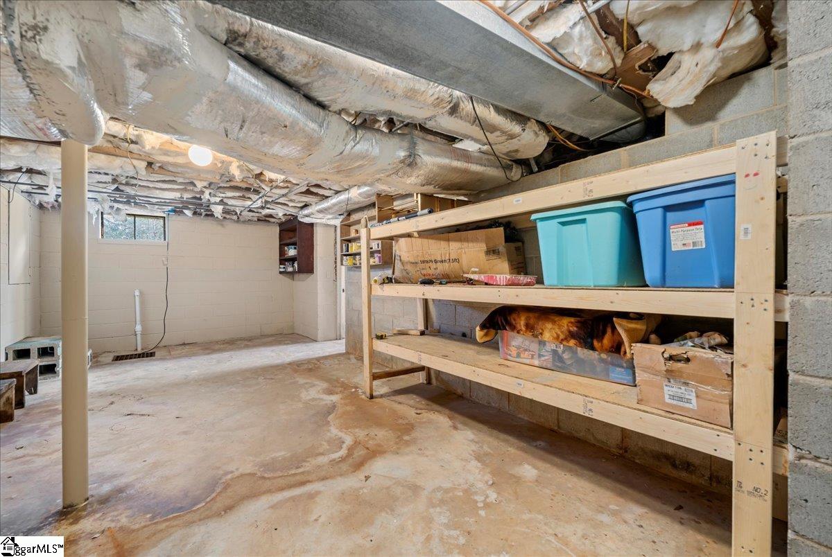 238 California Avenue Property Photo 34