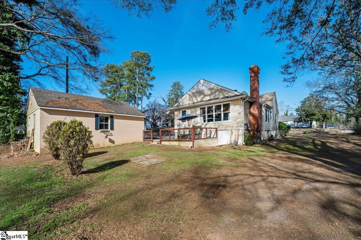 238 California Avenue Property Photo 35