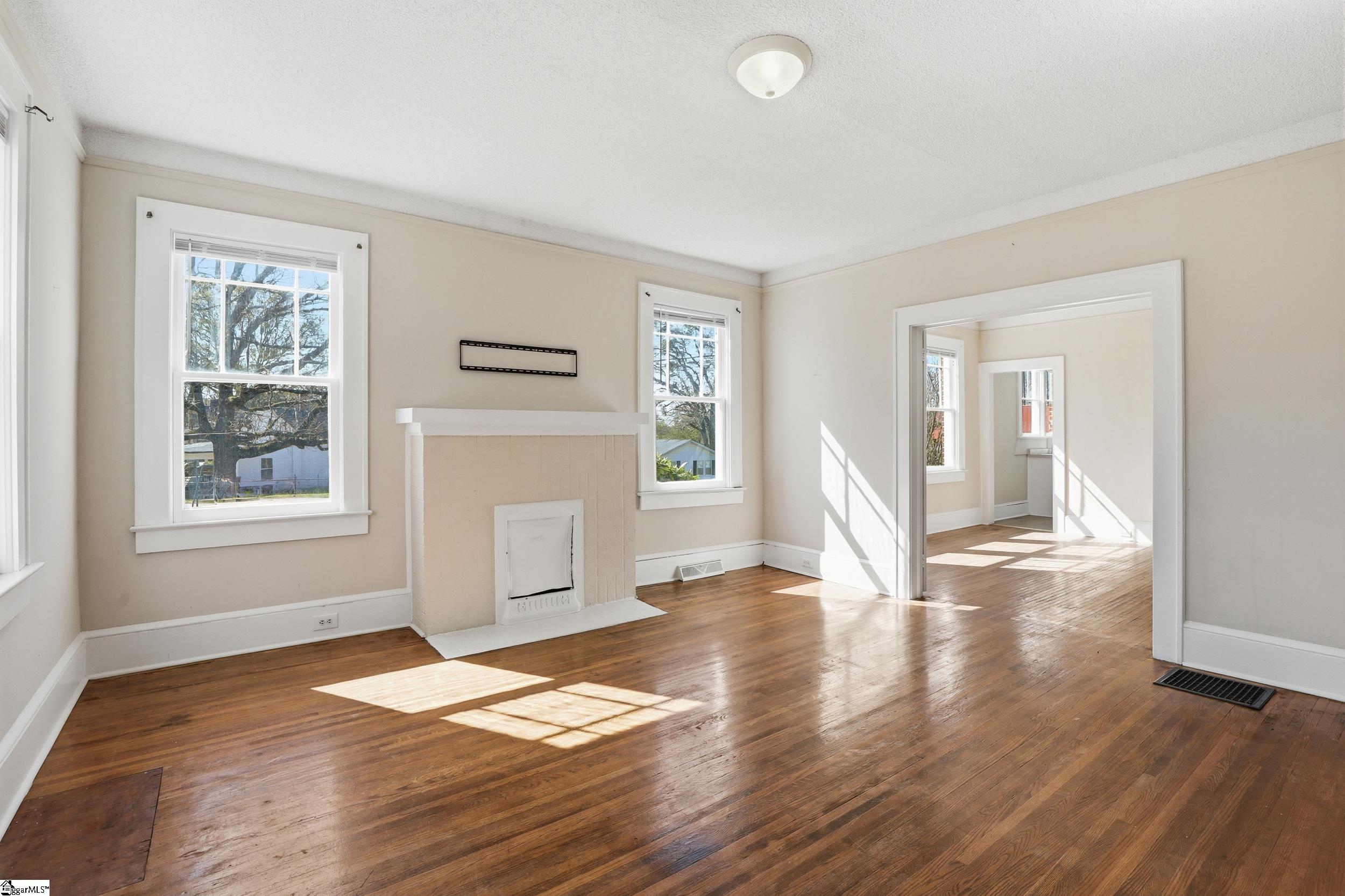 202 S 5th Street Property Photo 8