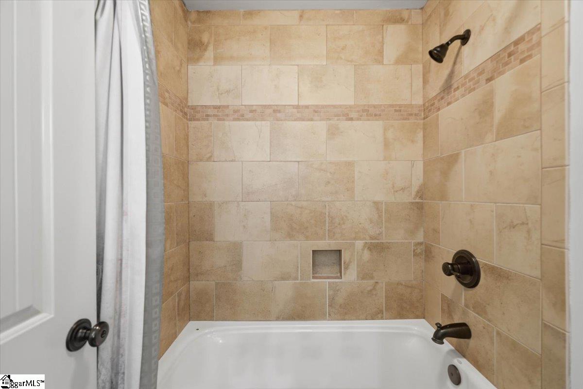 25 Griffith Knoll Way Property Photo 35