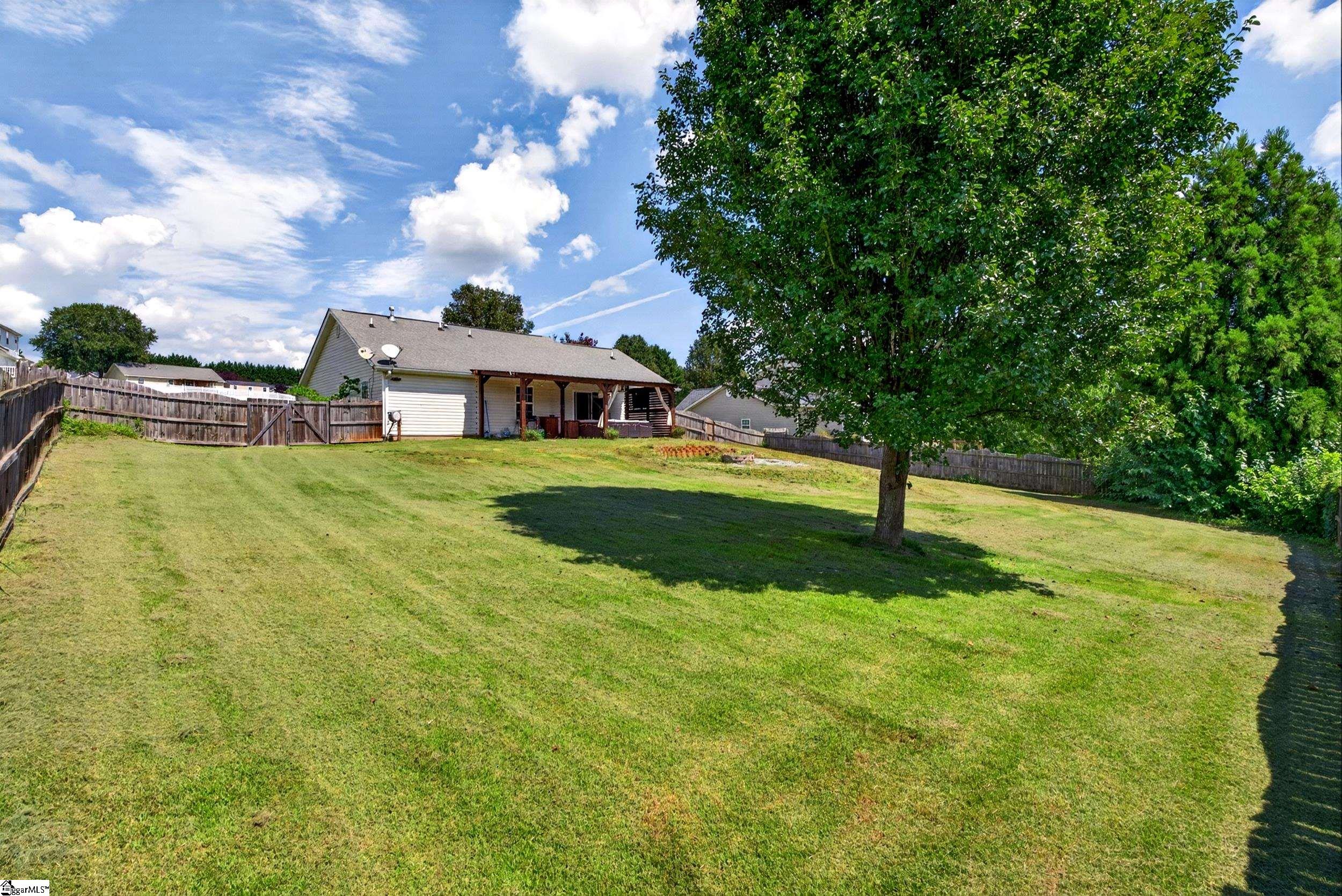 6 Regional Drive Property Photo 2