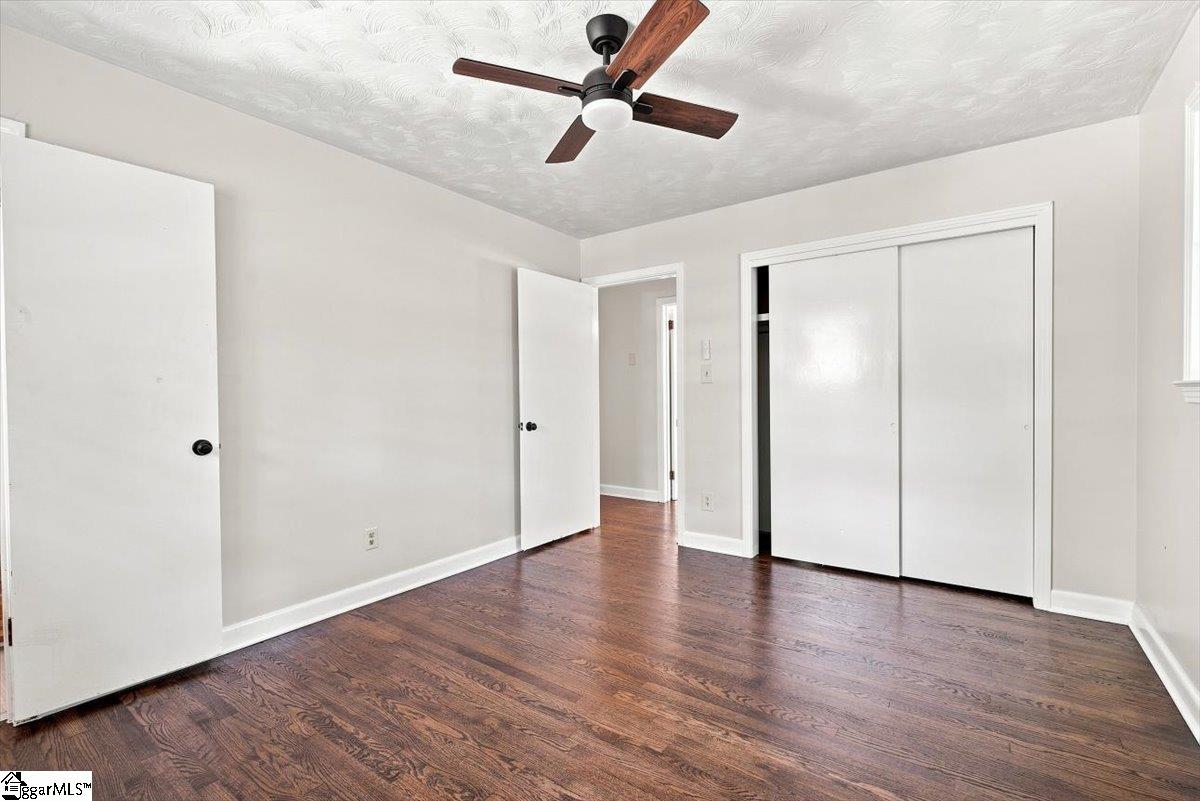 406 Jasmine Street Property Photo 25