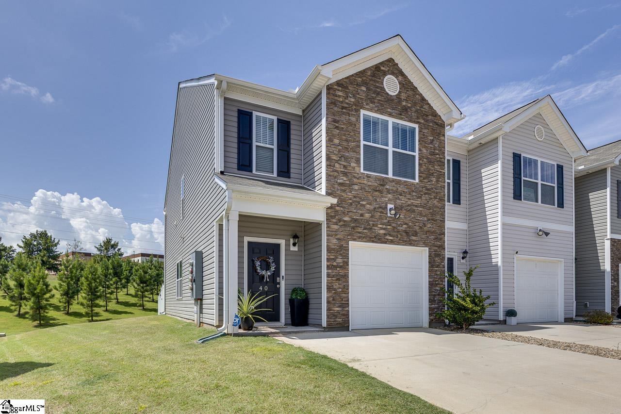 40 Sunriff Court Property Photo 2