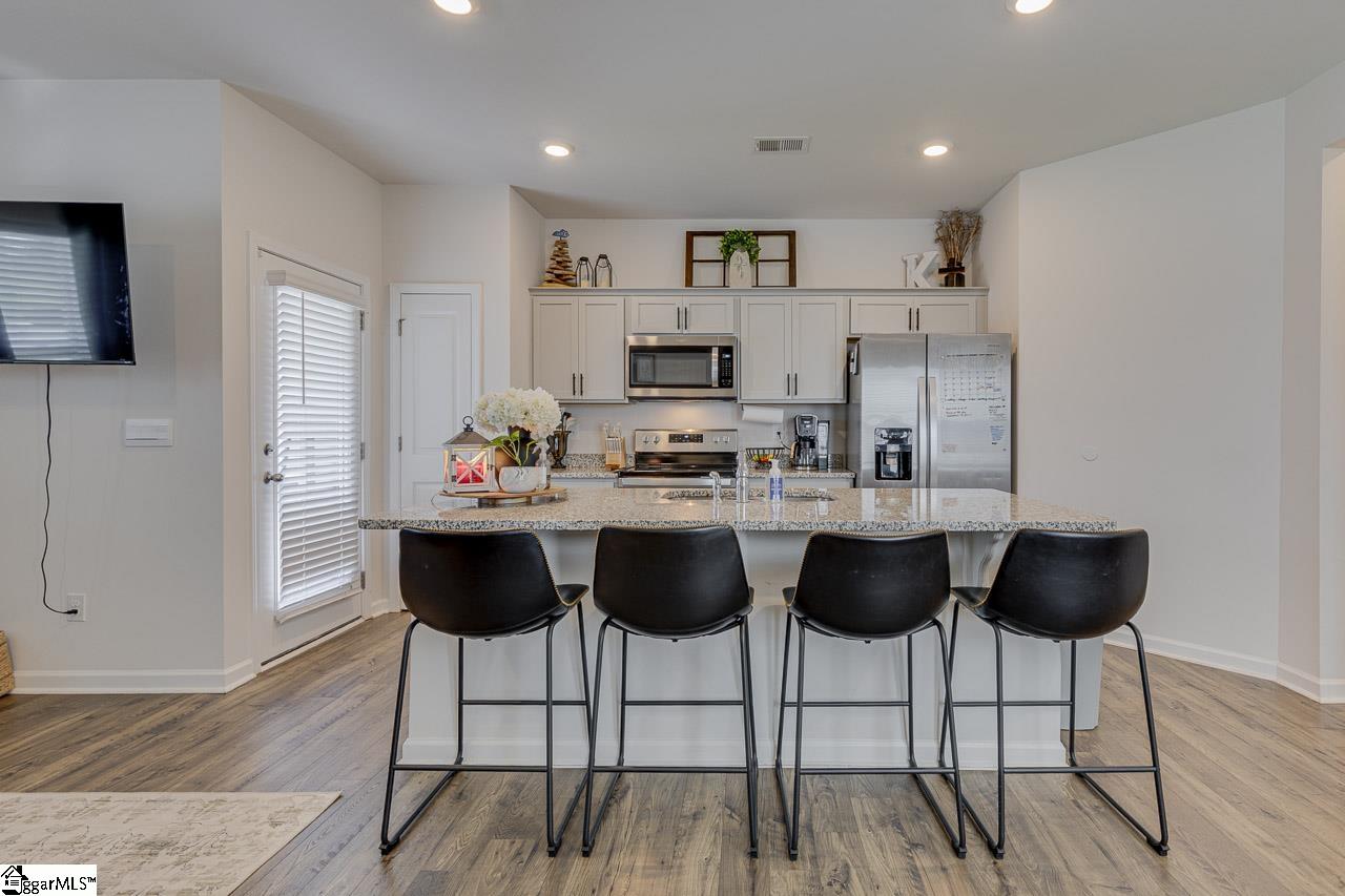 40 Sunriff Court Property Photo 6