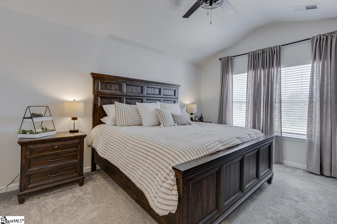 40 Sunriff Court Property Photo 17