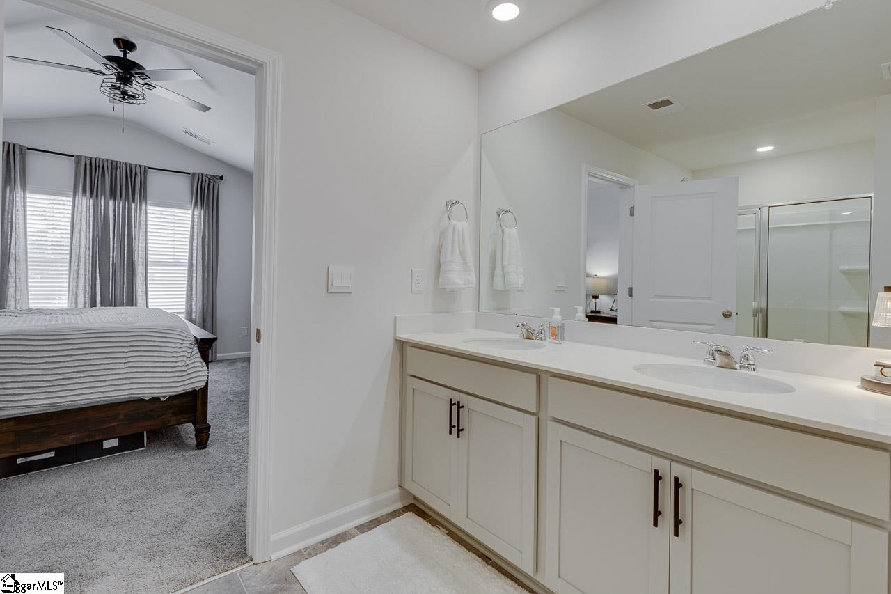40 Sunriff Court Property Photo 19