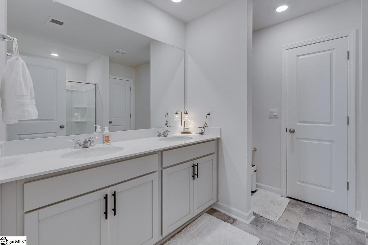 40 Sunriff Court Property Photo 20