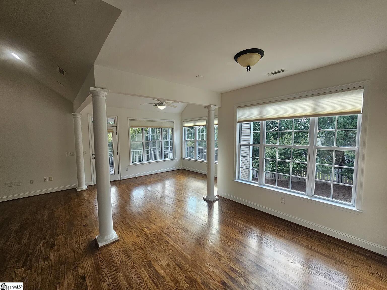 212 Medford Drive Property Photo 9