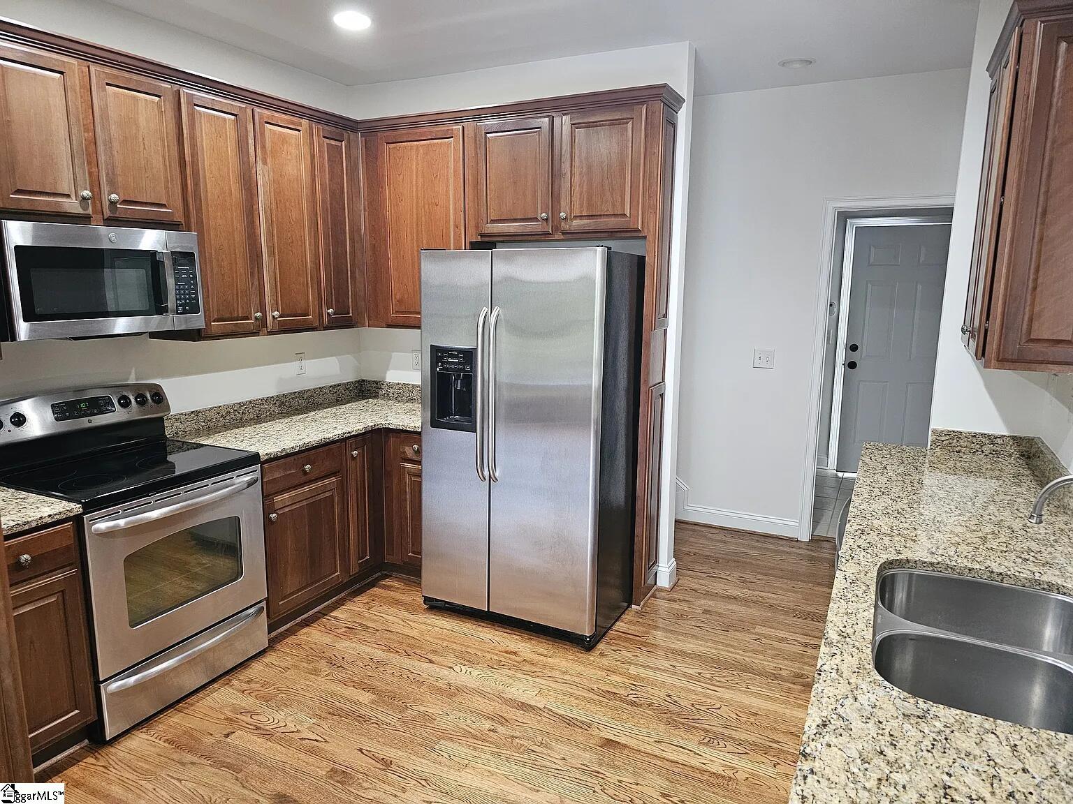 212 Medford Drive Property Photo 17