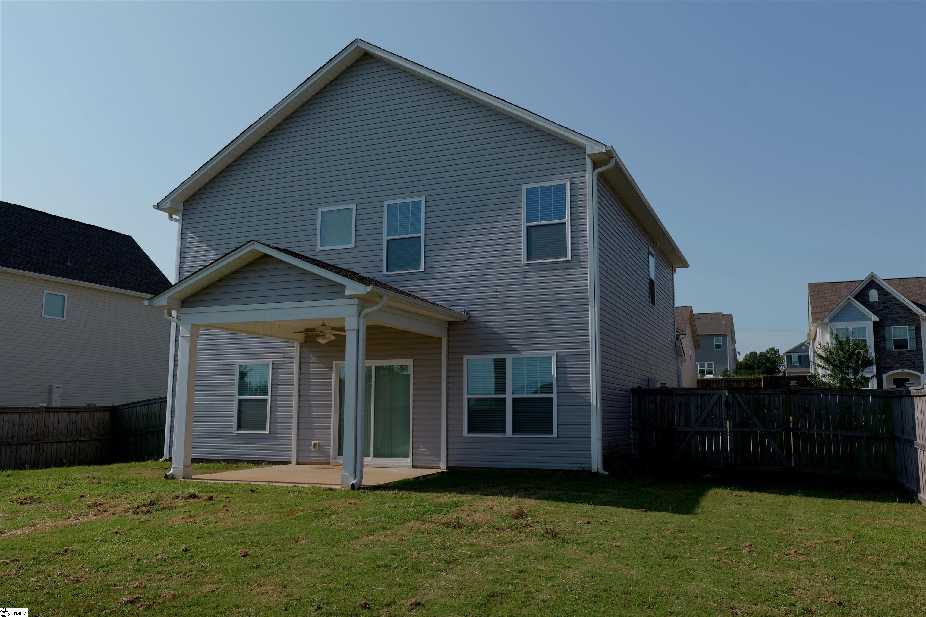 736 Stilmore Drive Property Photo 2
