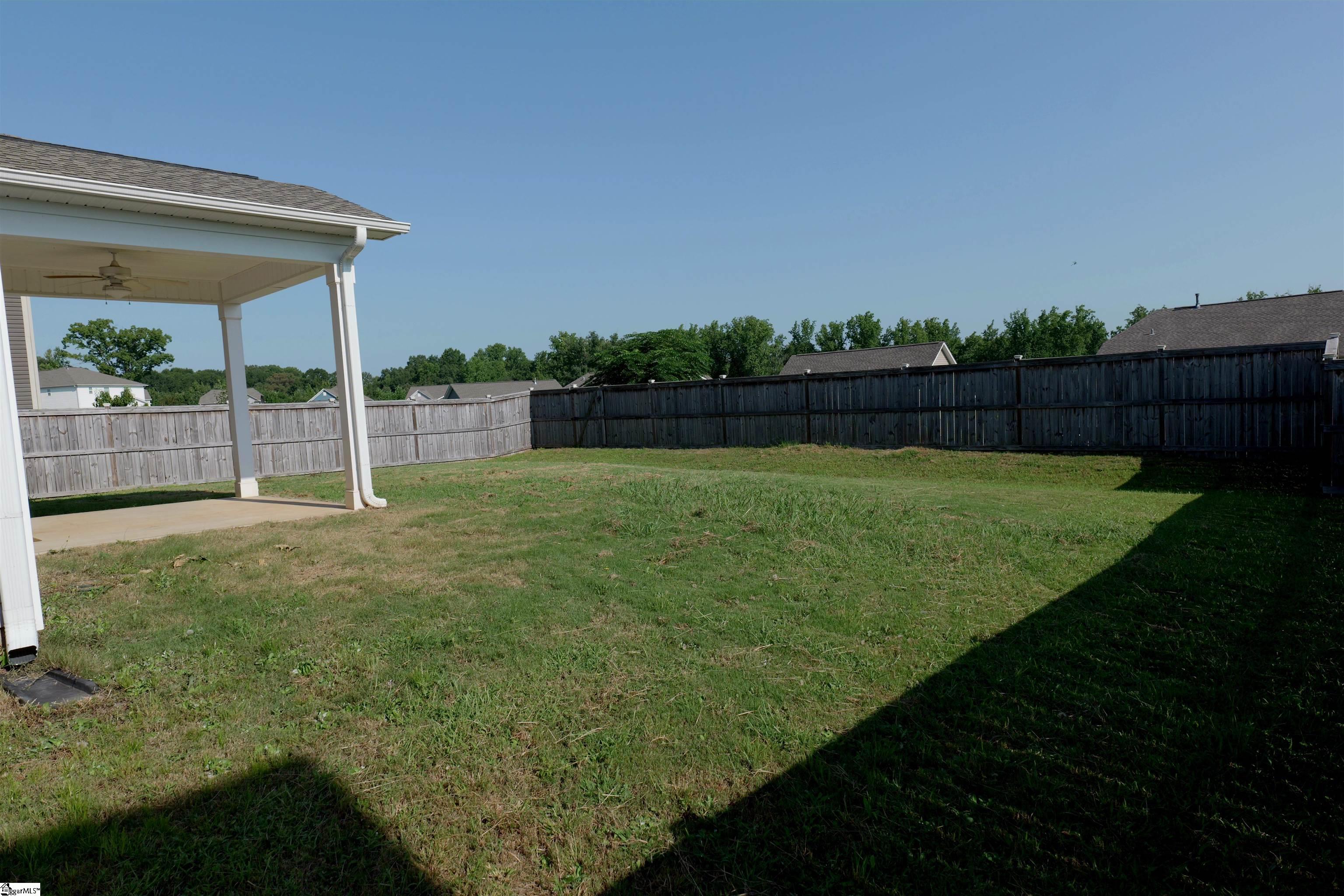 736 Stilmore Drive Property Photo 4