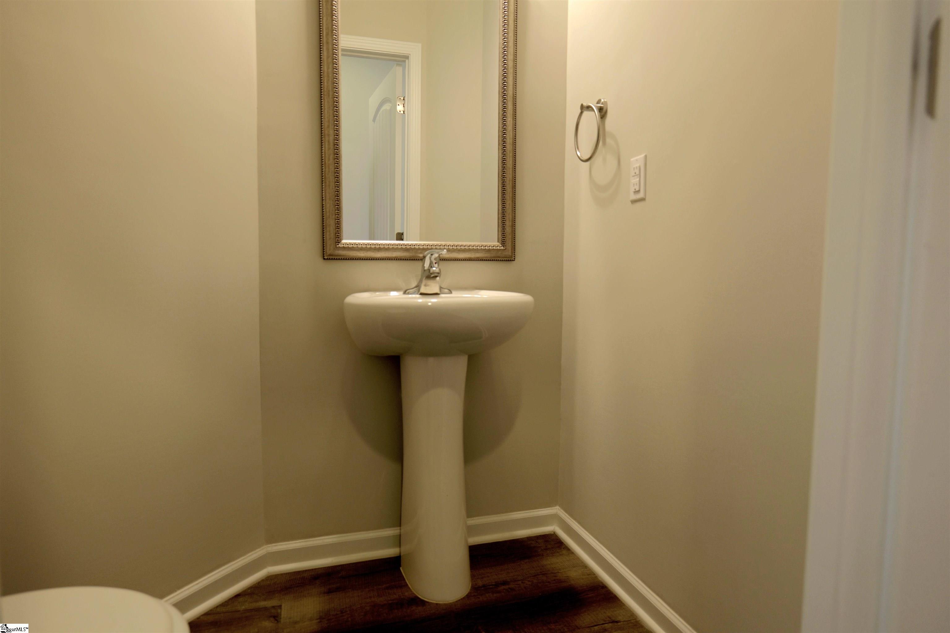 736 Stilmore Drive Property Photo 10