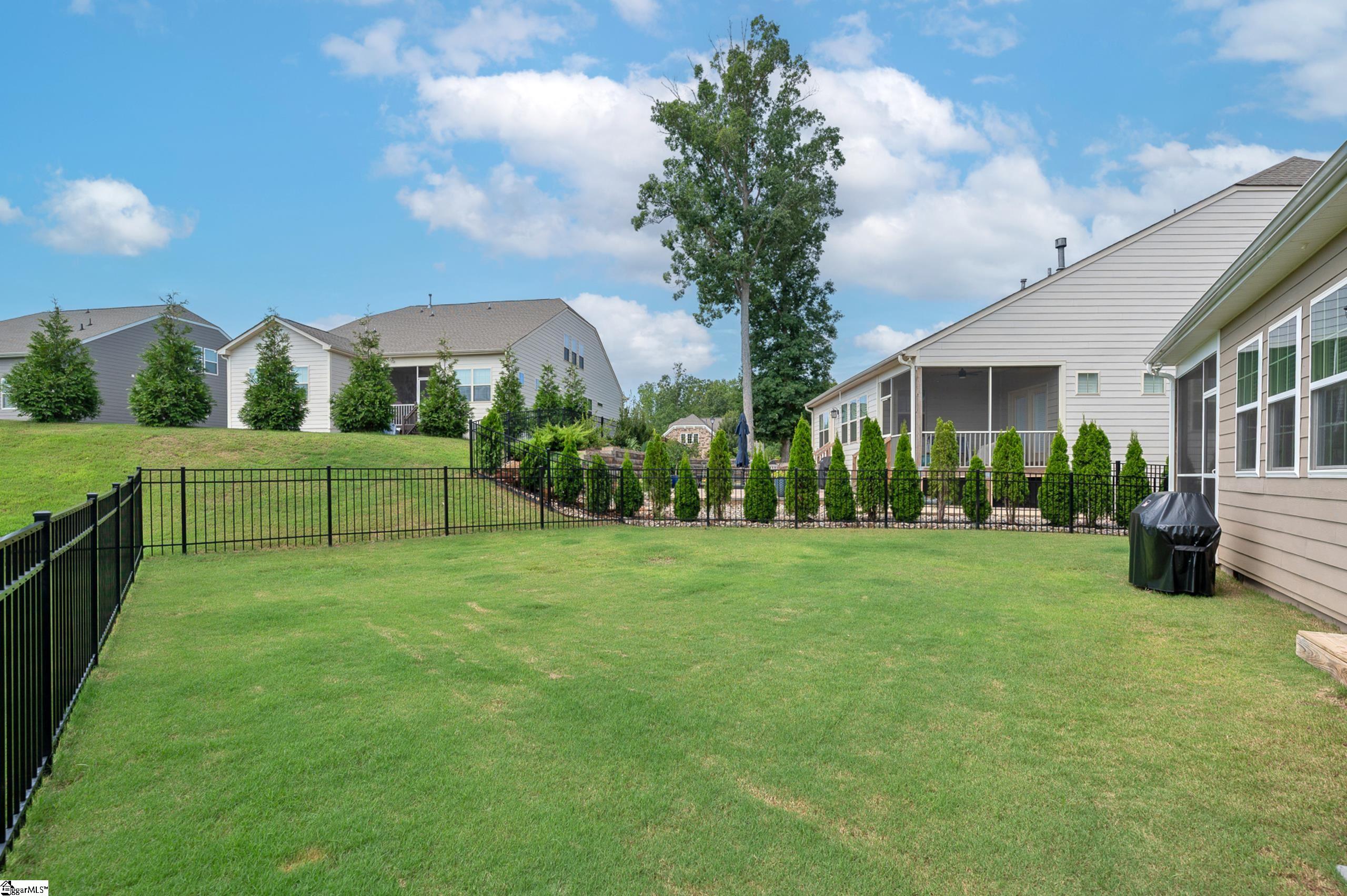 231 Double Crest Drive Property Photo 41