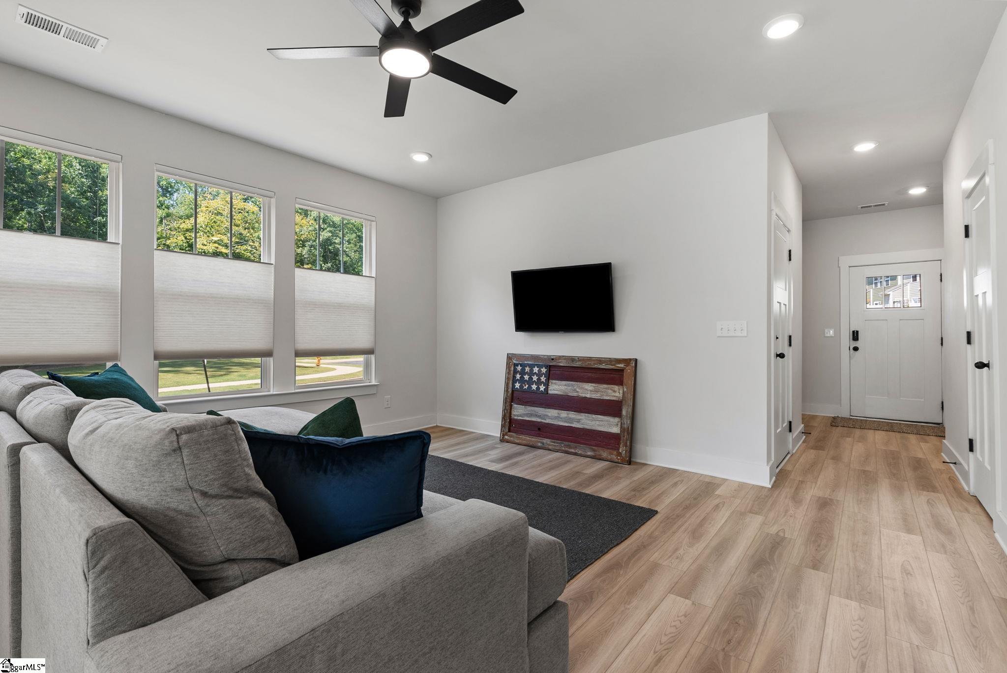 129 Shager Place Property Photo 8