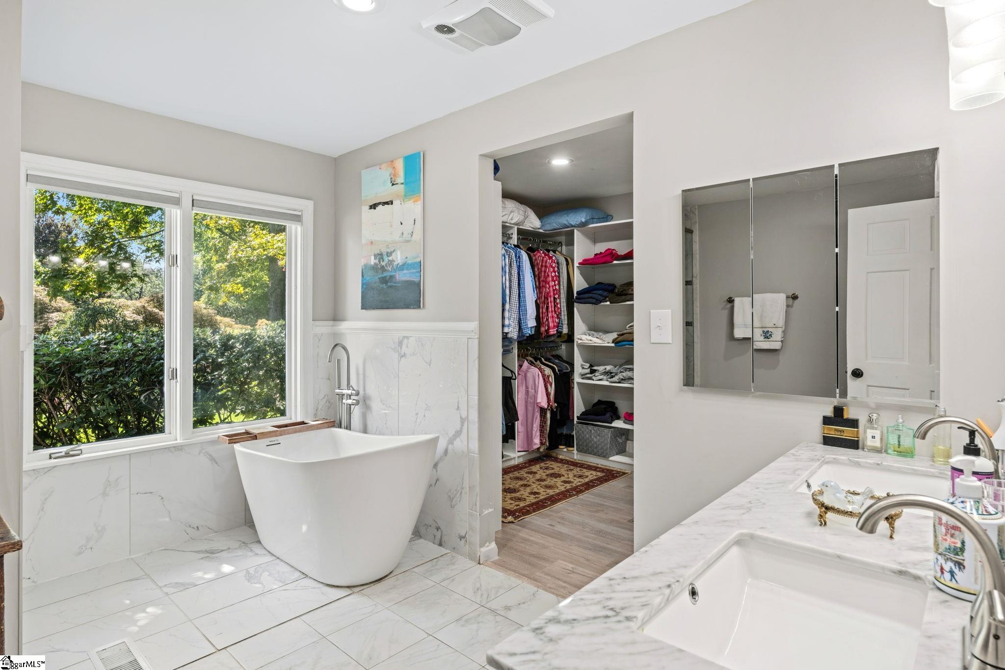 2394 Big Mulberry Trace Property Photo 11