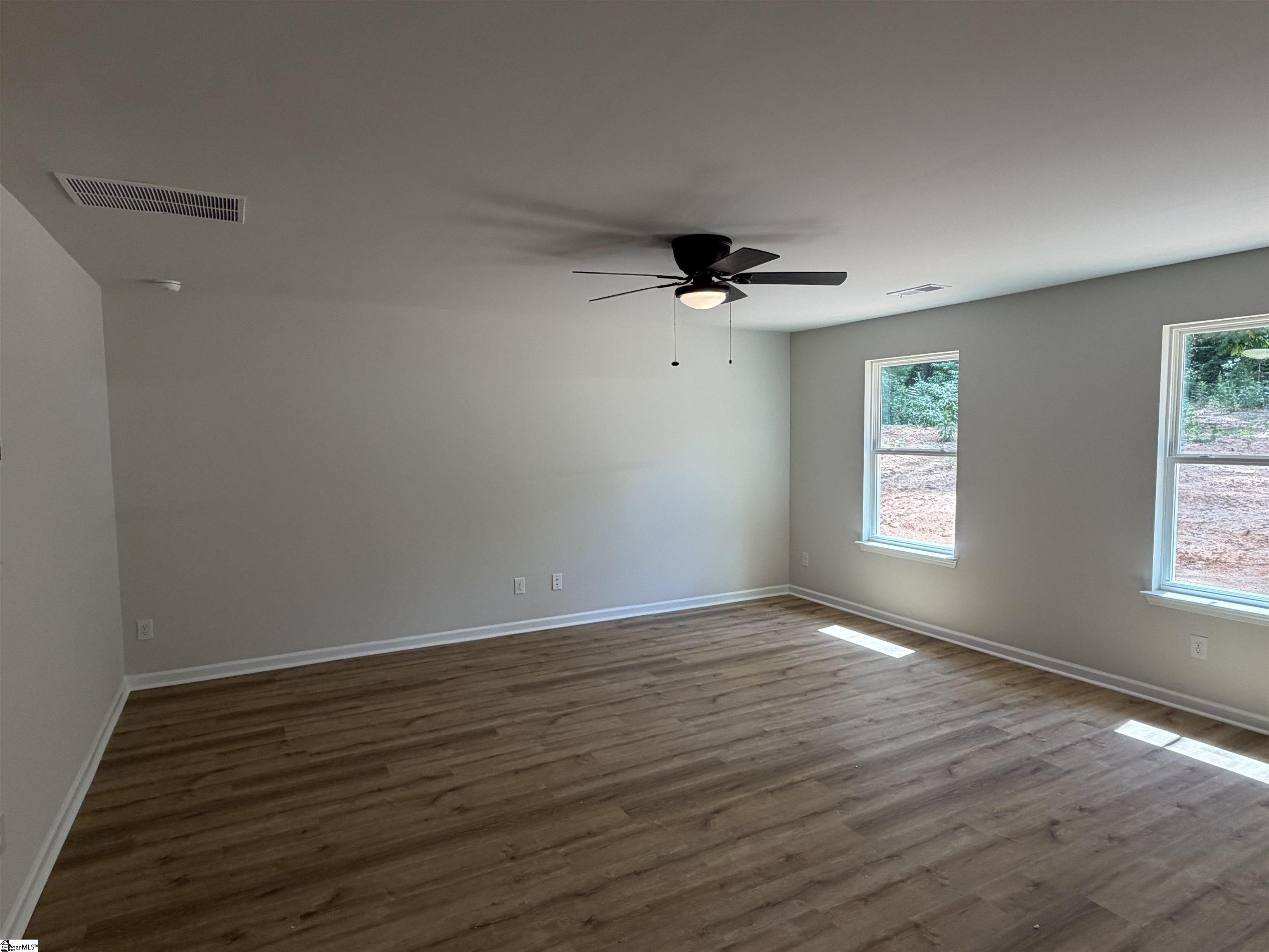 124 Barwood Circle Property Photo 4