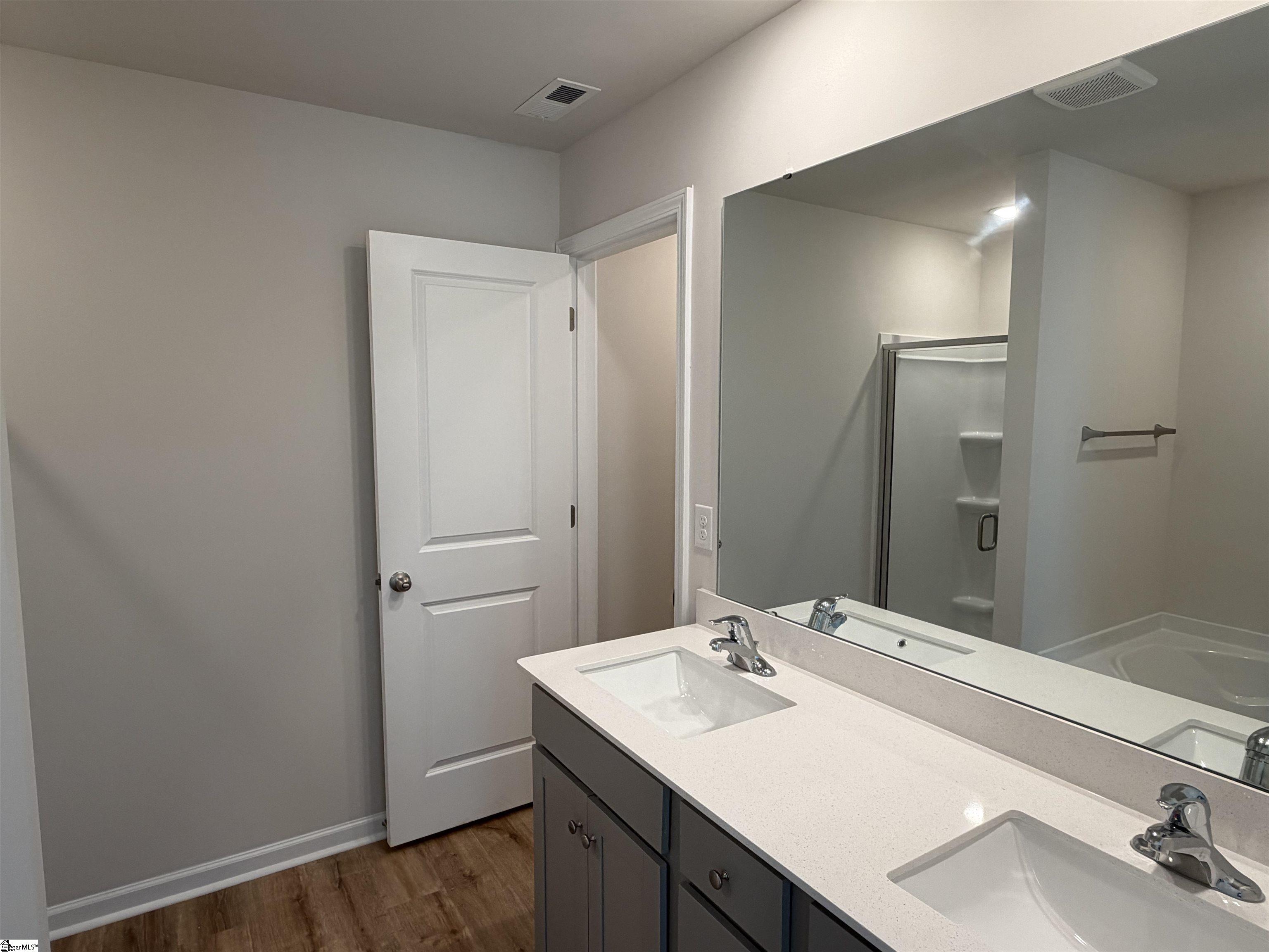 124 Barwood Circle Property Photo 10