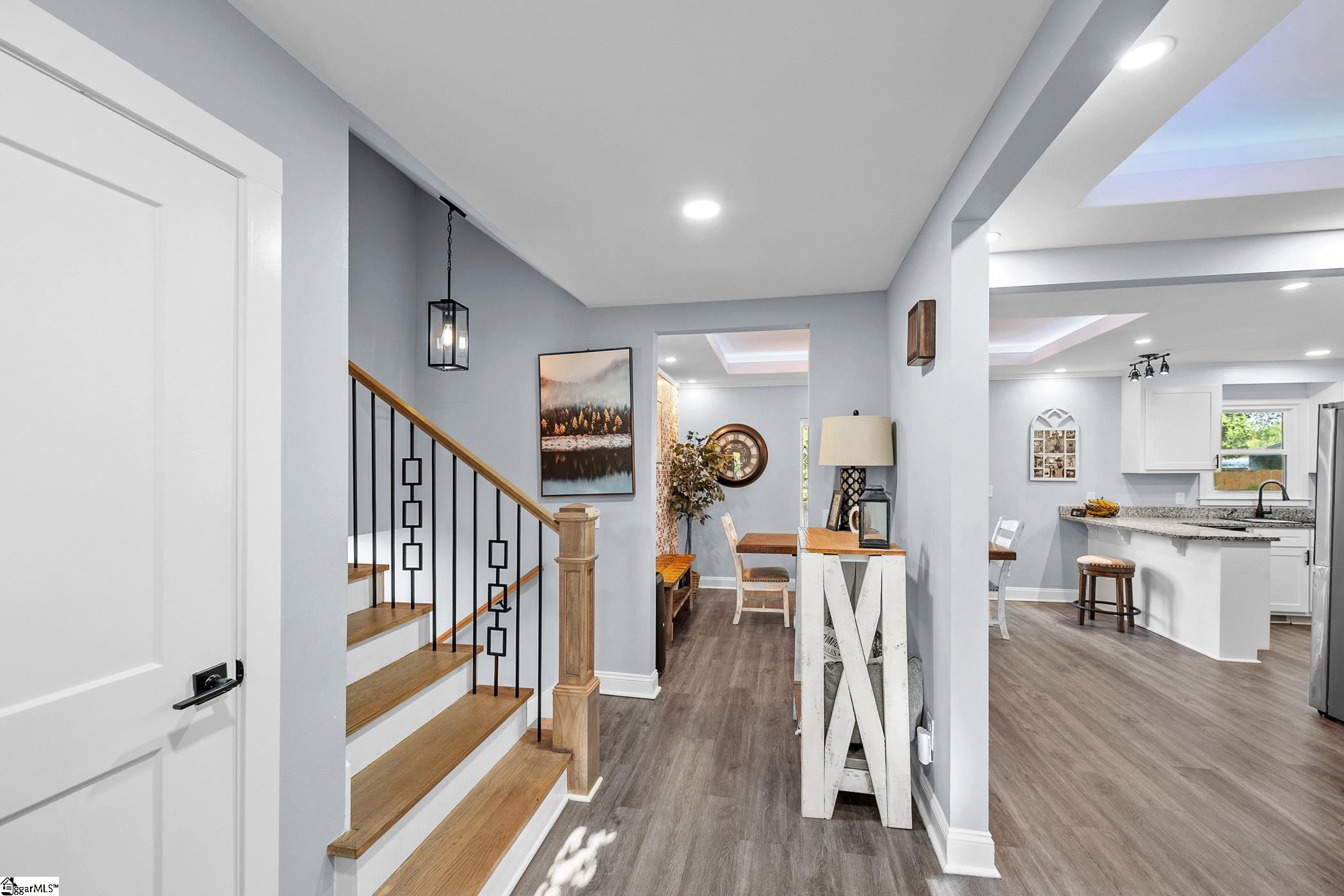 104 Galerie Drive Property Photo 7