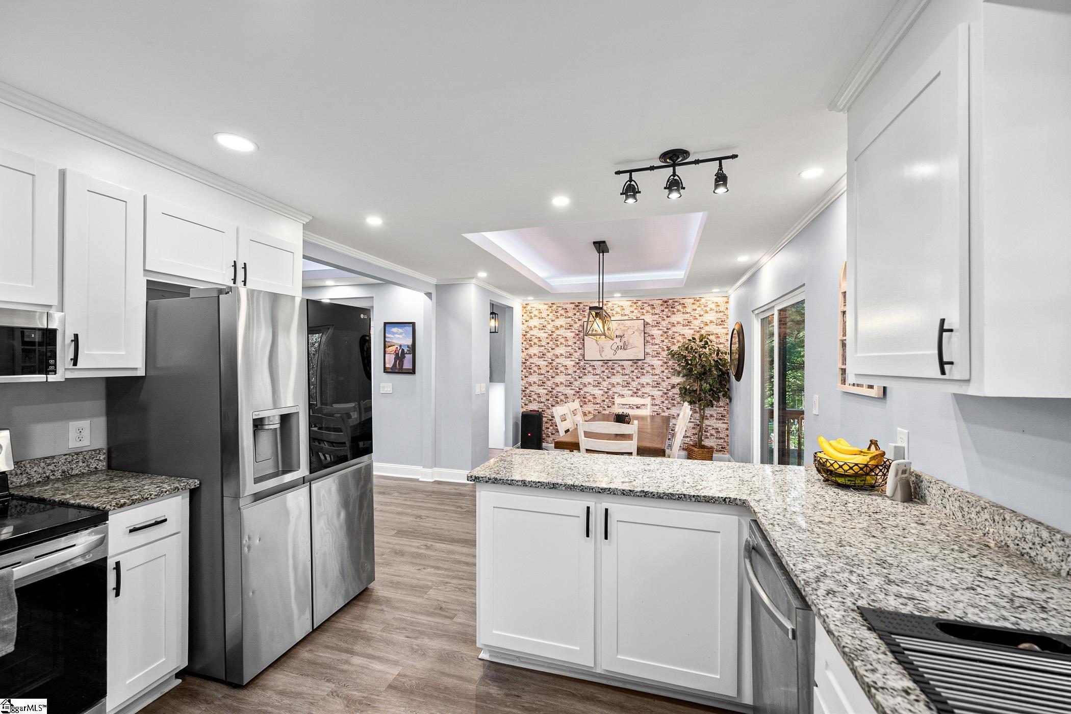 104 Galerie Drive Property Photo 14