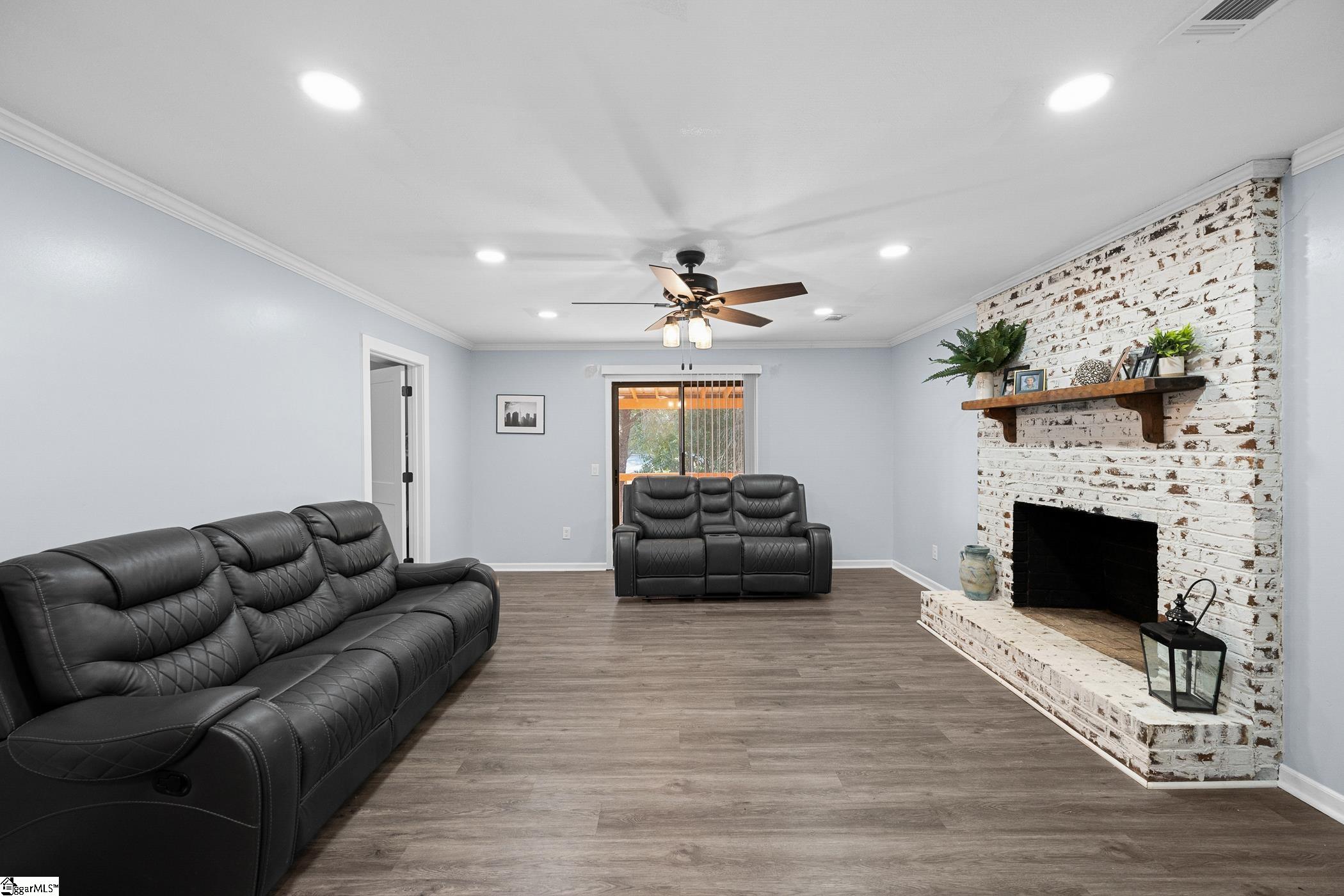 104 Galerie Drive Property Photo 18