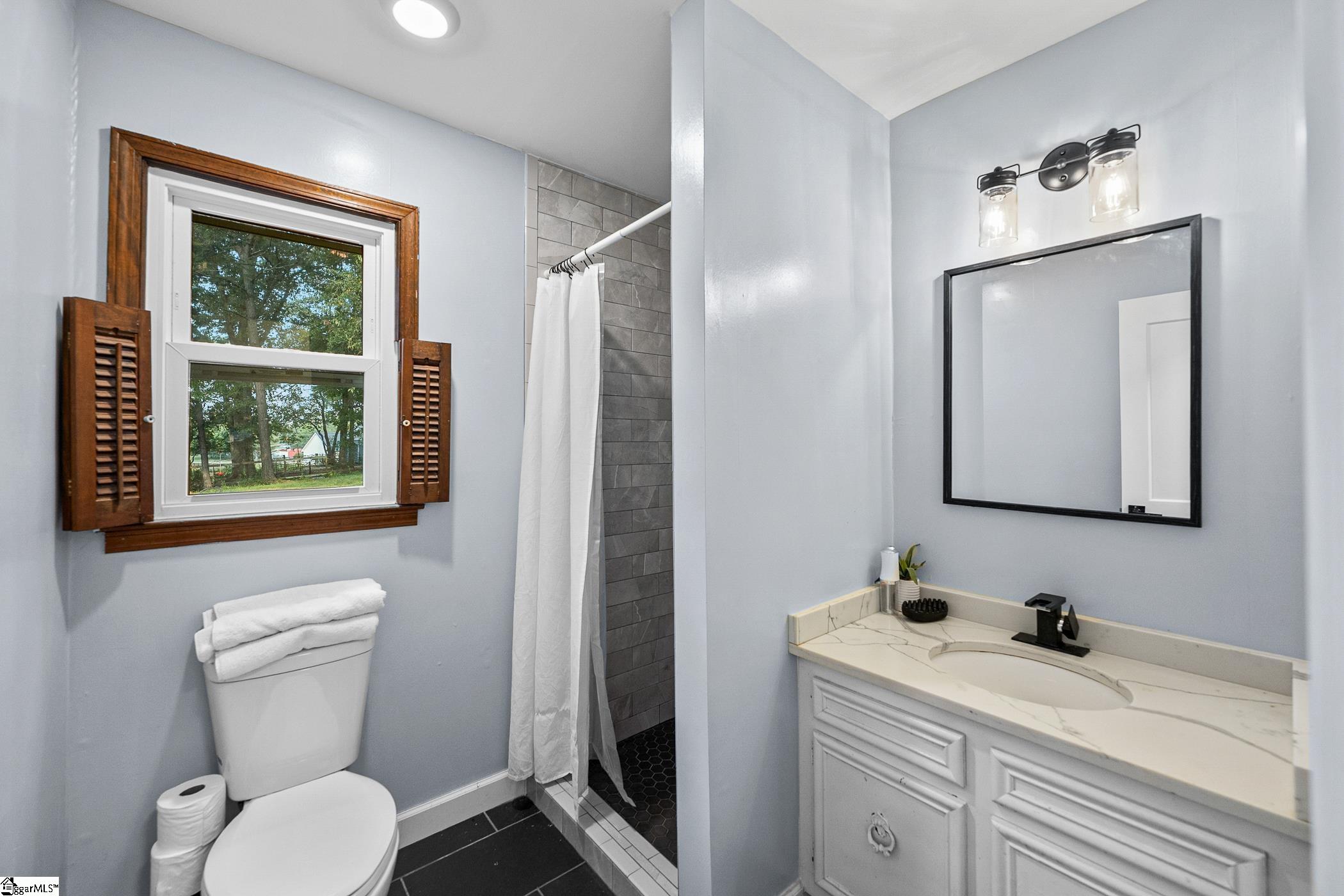 104 Galerie Drive Property Photo 23