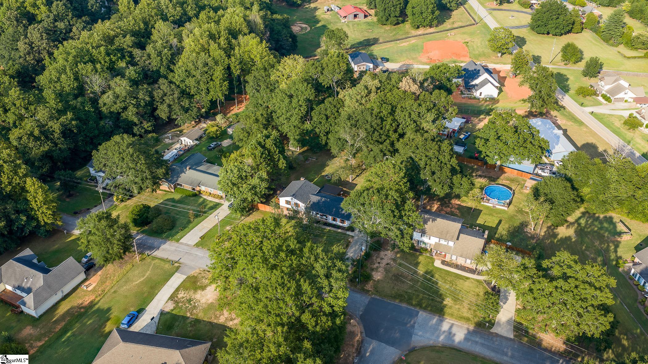 104 Galerie Drive Property Photo 45
