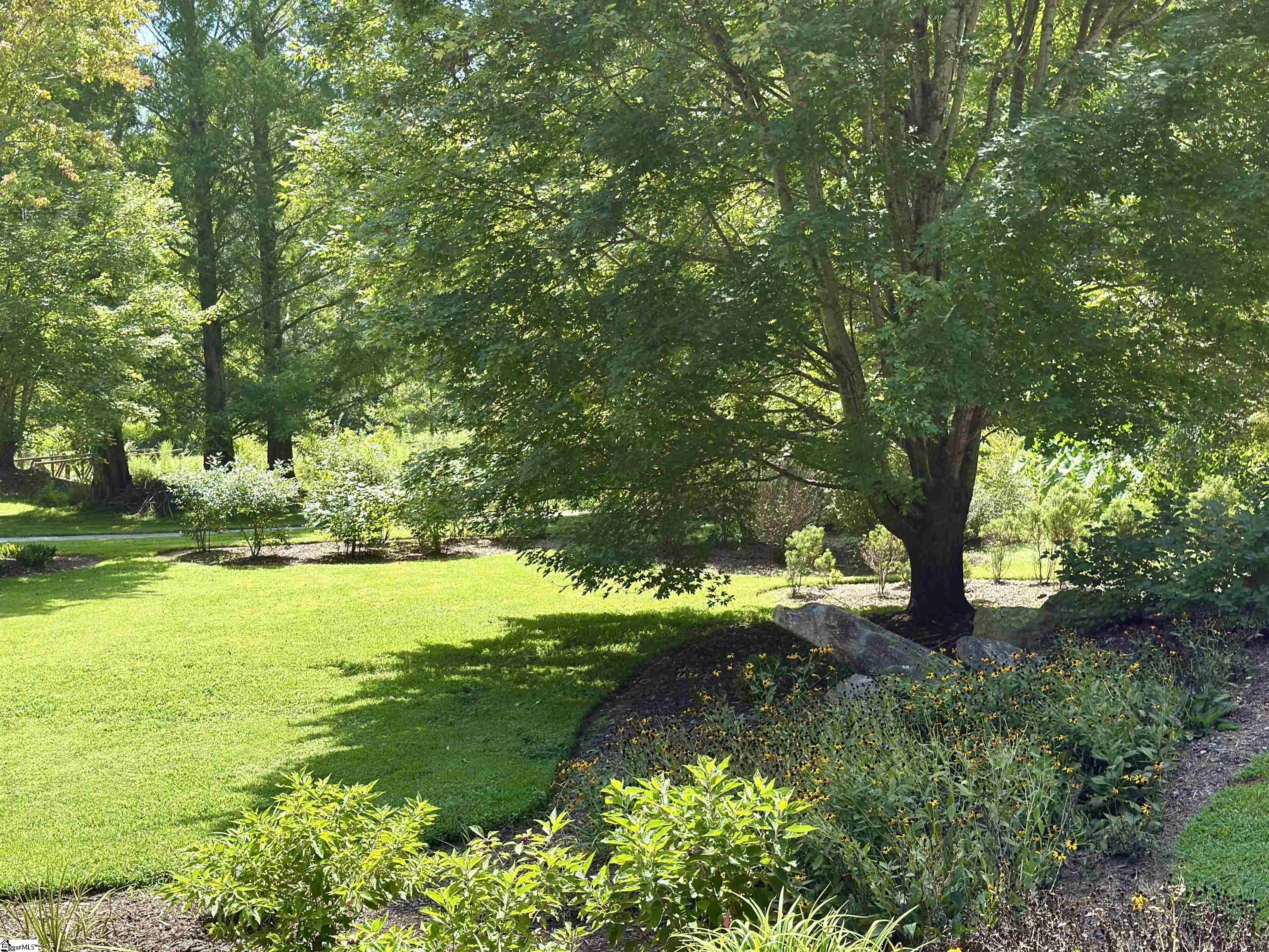 100 Cottage Side Trail Property Photo 11