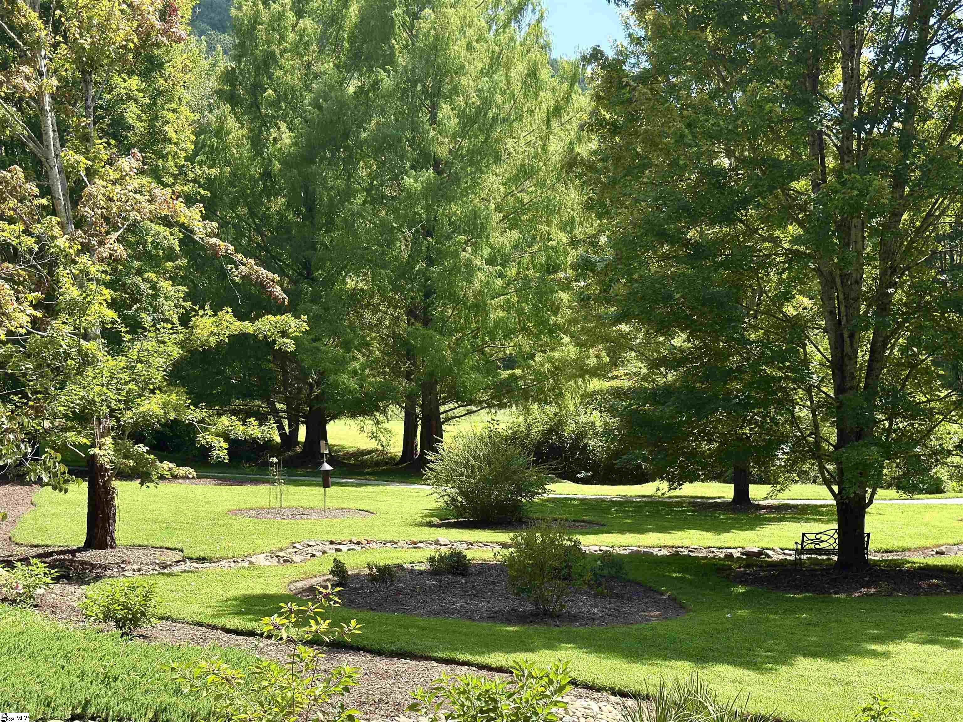 100 Cottage Side Trail Property Photo 12