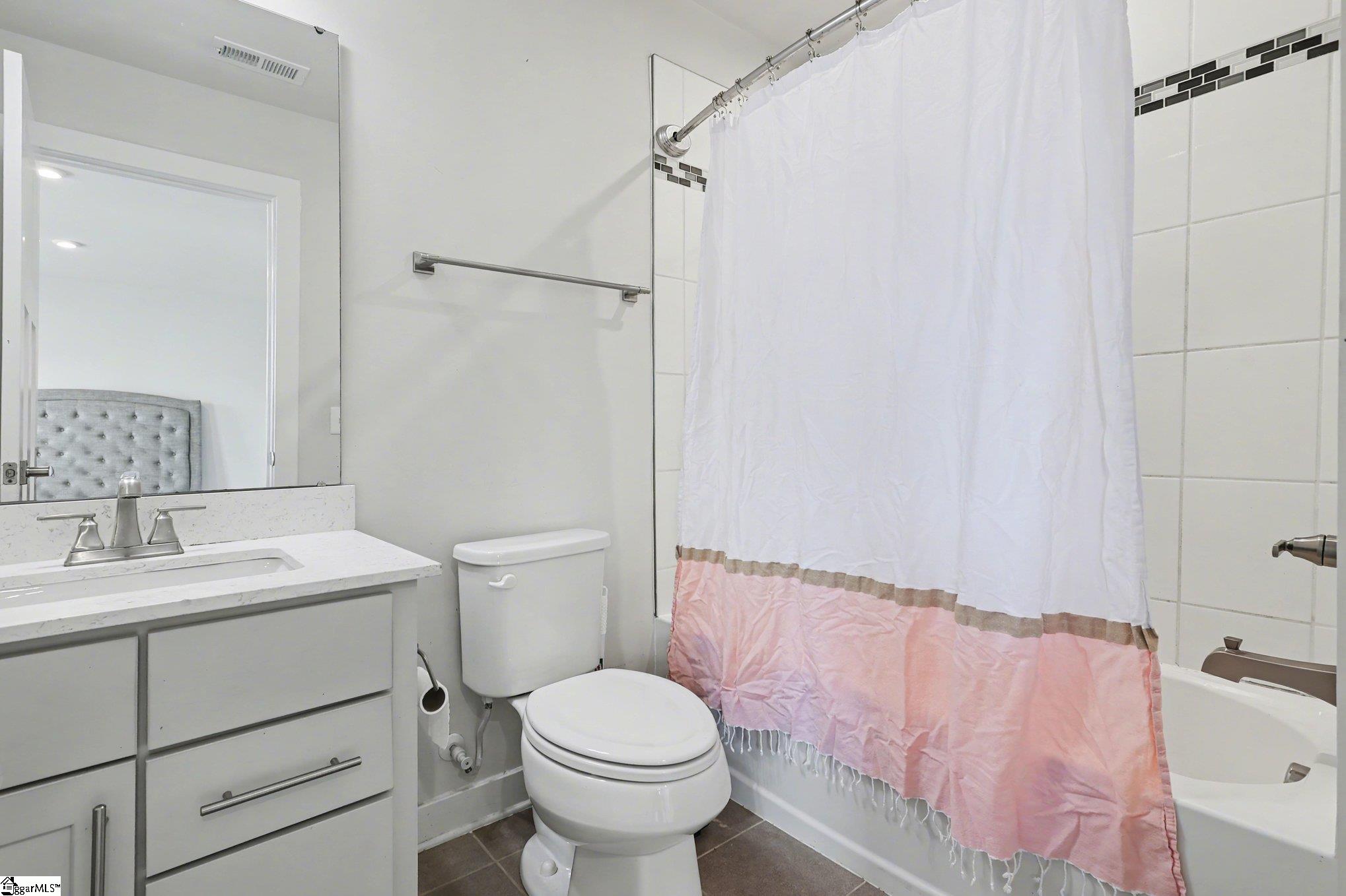 913 St Elmo's Court Property Photo 21