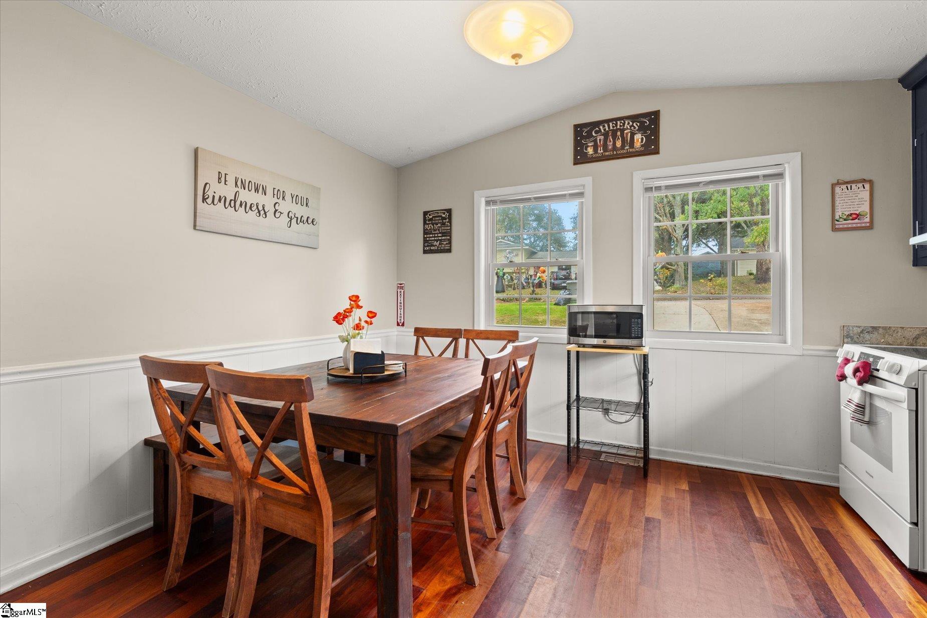 7 Bubbling Creek Drive Property Photo 15