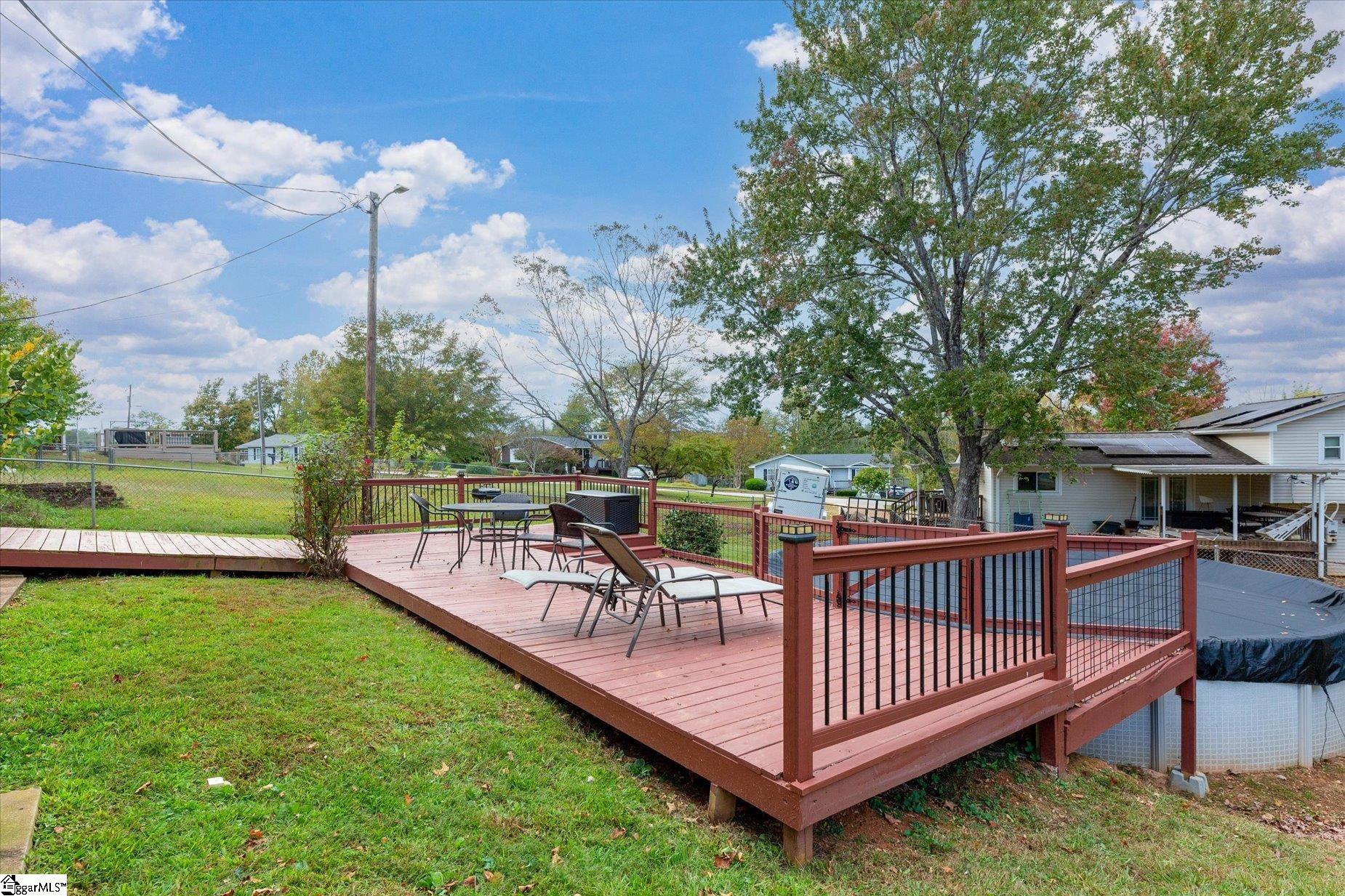 7 Bubbling Creek Drive Property Photo 33