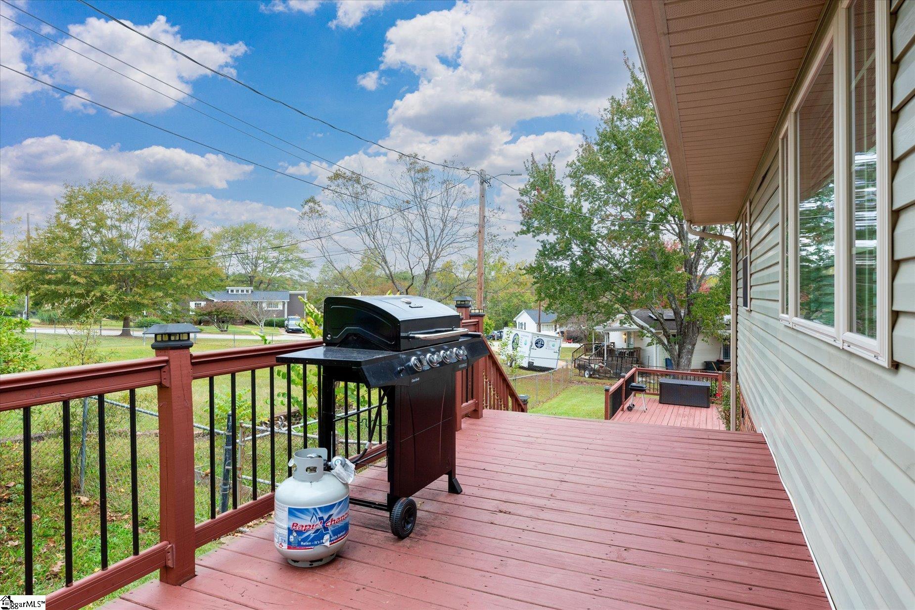 7 Bubbling Creek Drive Property Photo 35