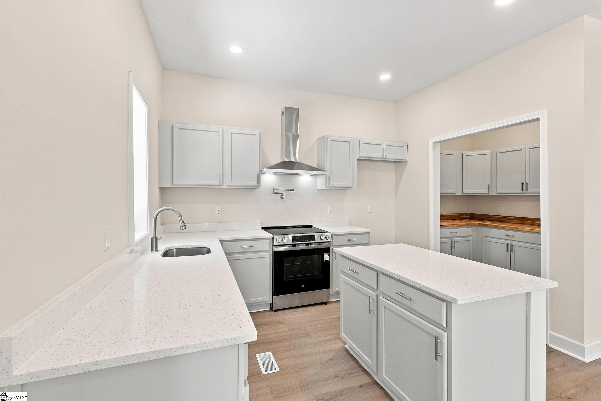 110 Ninth Street Property Photo 8