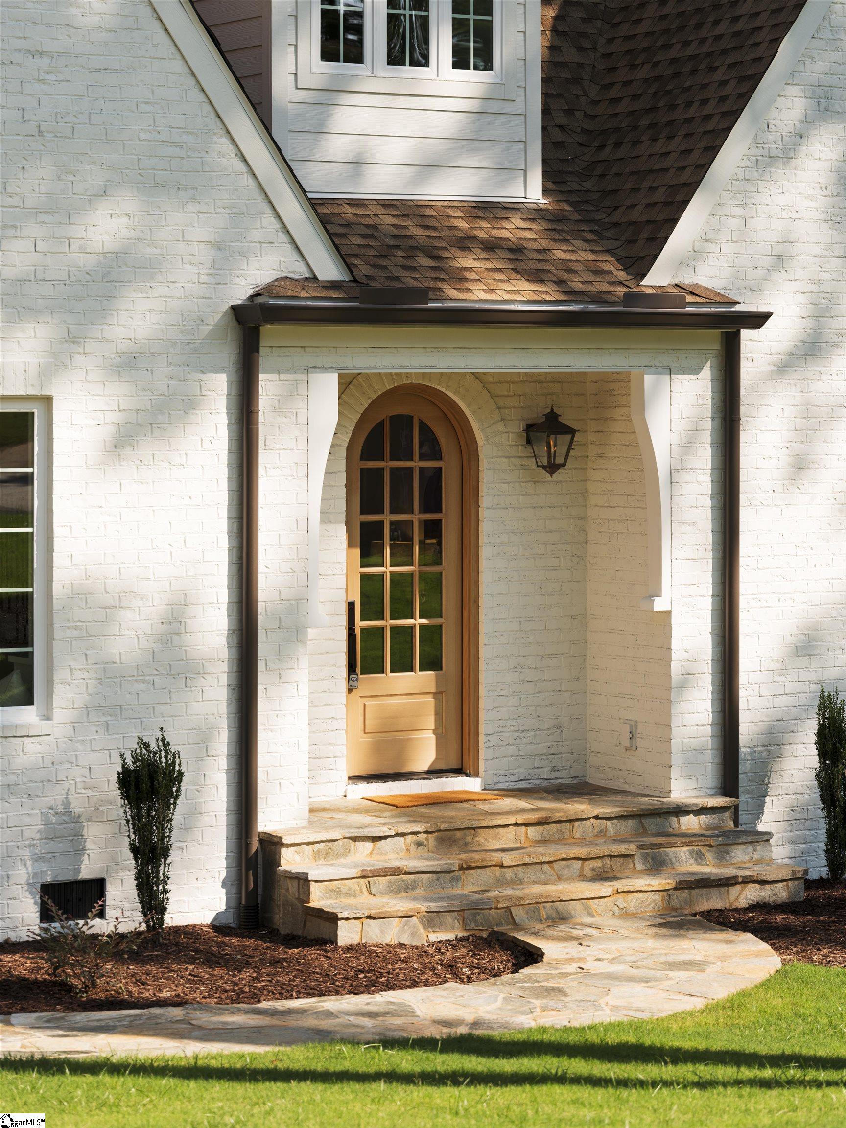 15 Country Squire Court Property Photo 5