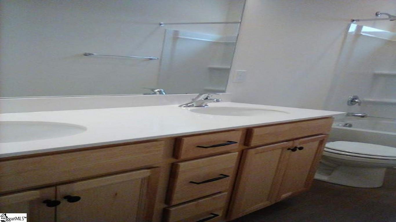 815 Omni Court Property Photo 4
