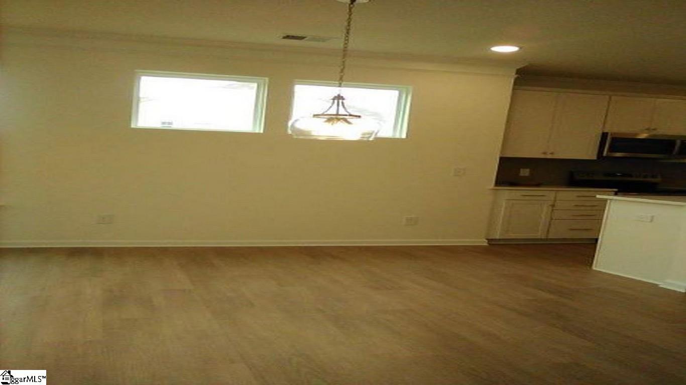 404 Metz Drive Property Photo 6