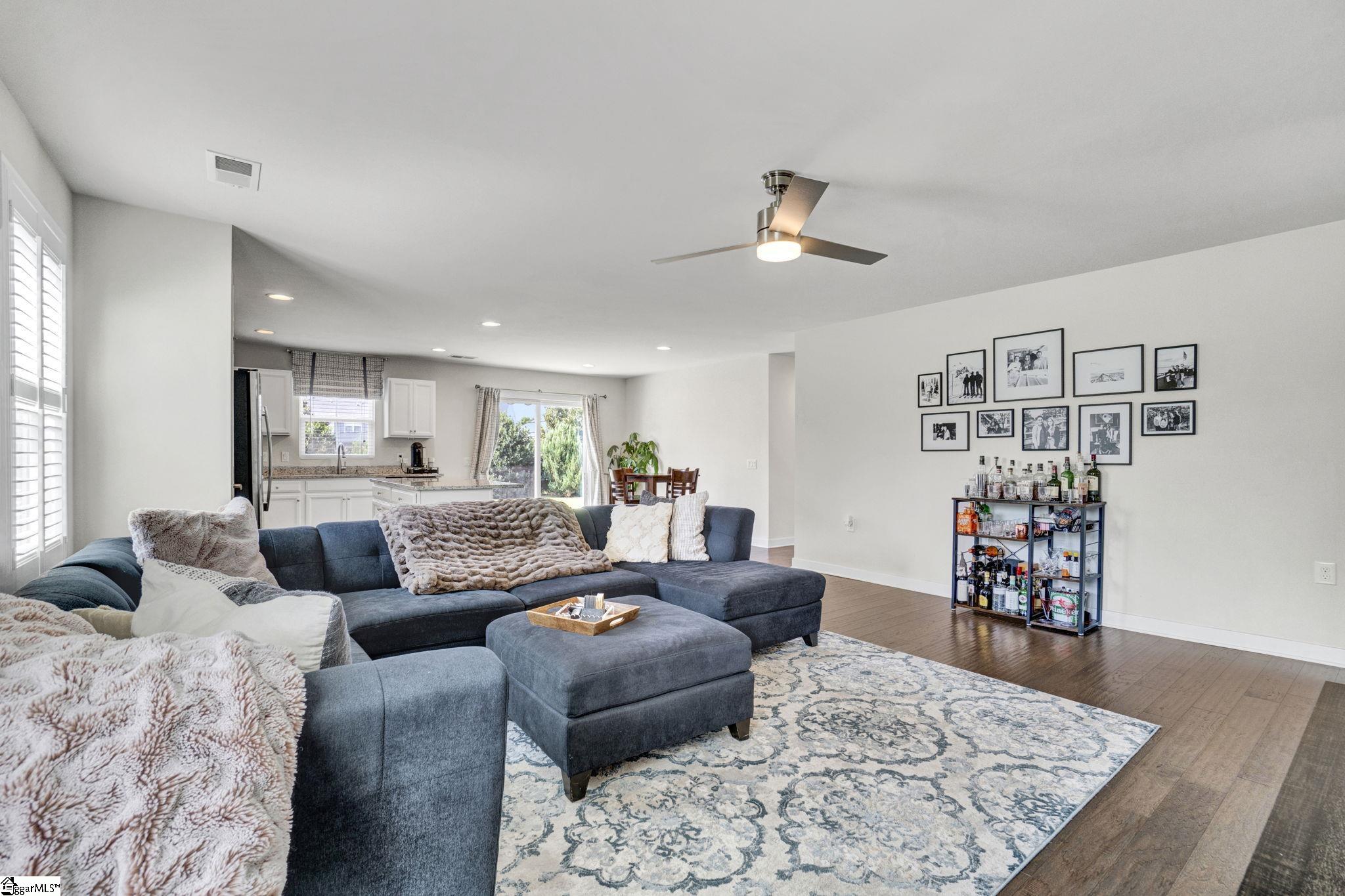 509 Harwood Court Property Photo 4