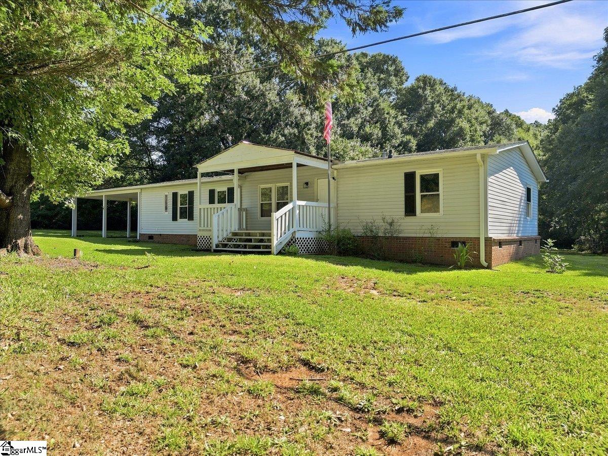140 Miller Road Property Photo 2