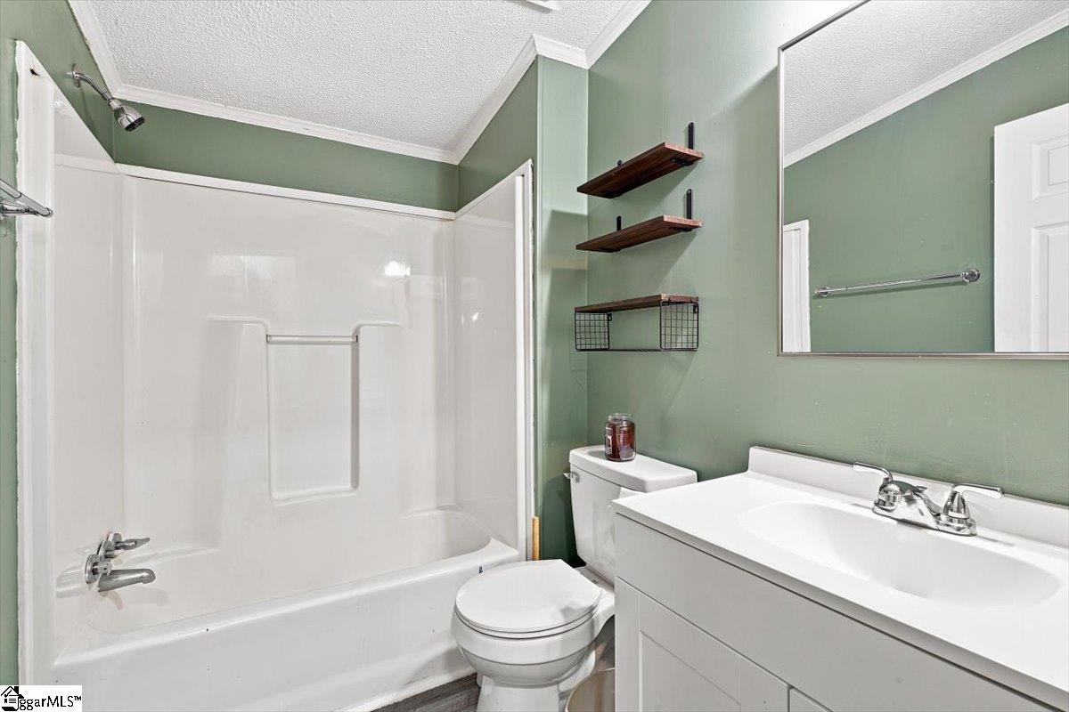 140 Miller Road Property Photo 16