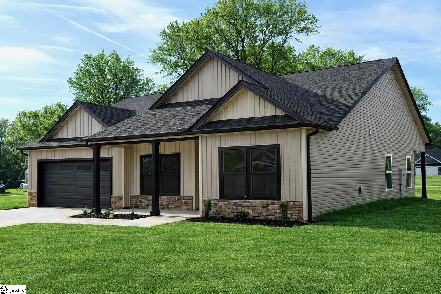 179 Cedar Avenue Property Photo 4