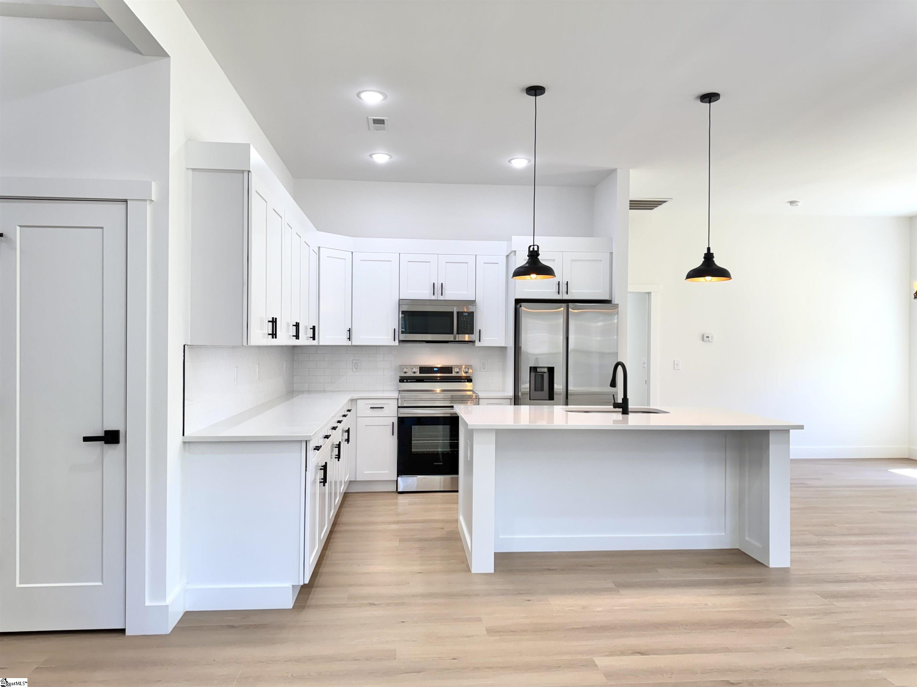 179 Cedar Avenue Property Photo 11