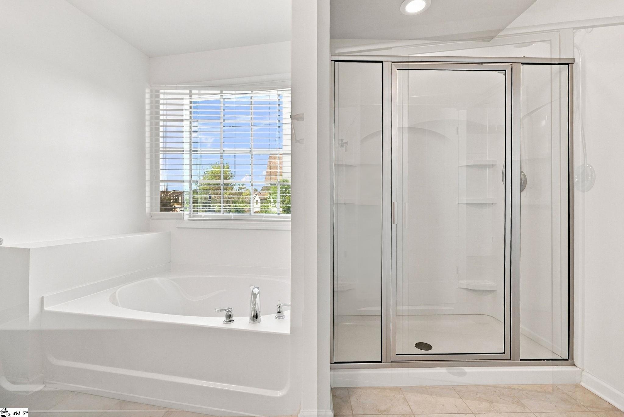 577 Shrine Court Property Photo 30