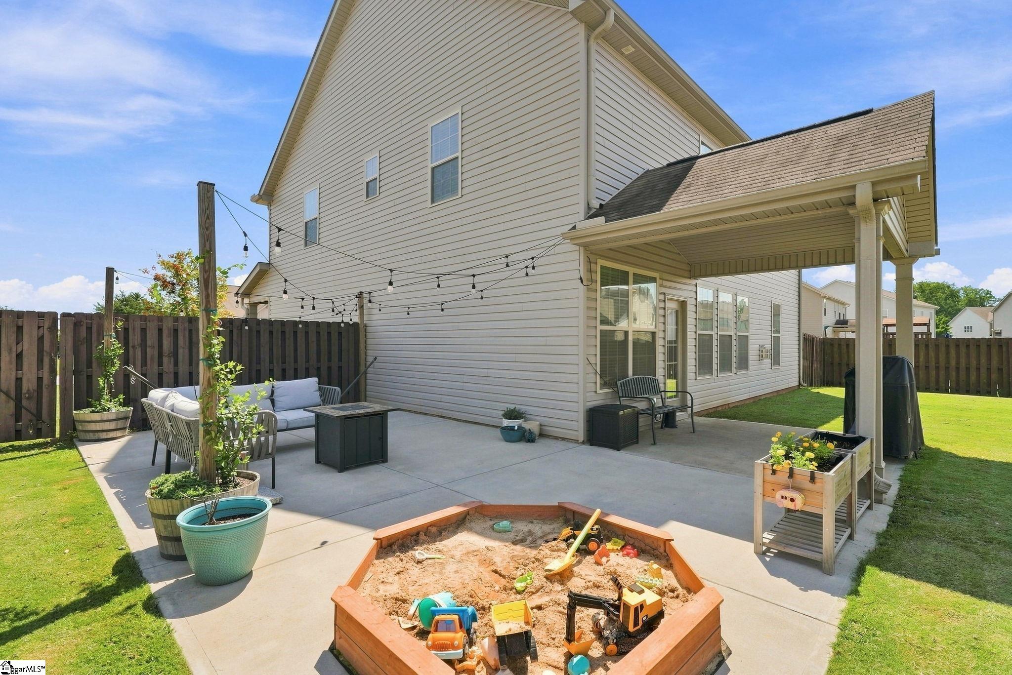 577 Shrine Court Property Photo 33