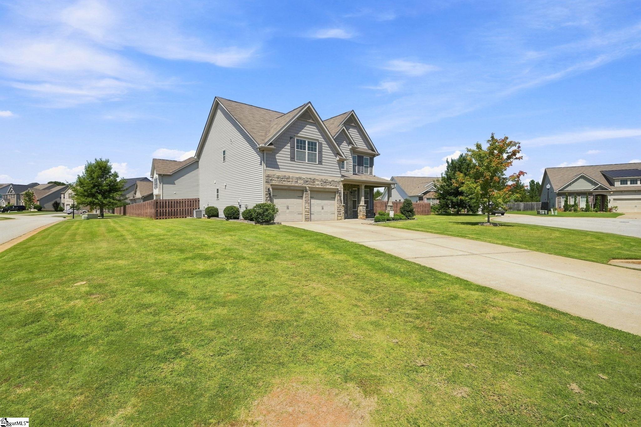 577 Shrine Court Property Photo 42