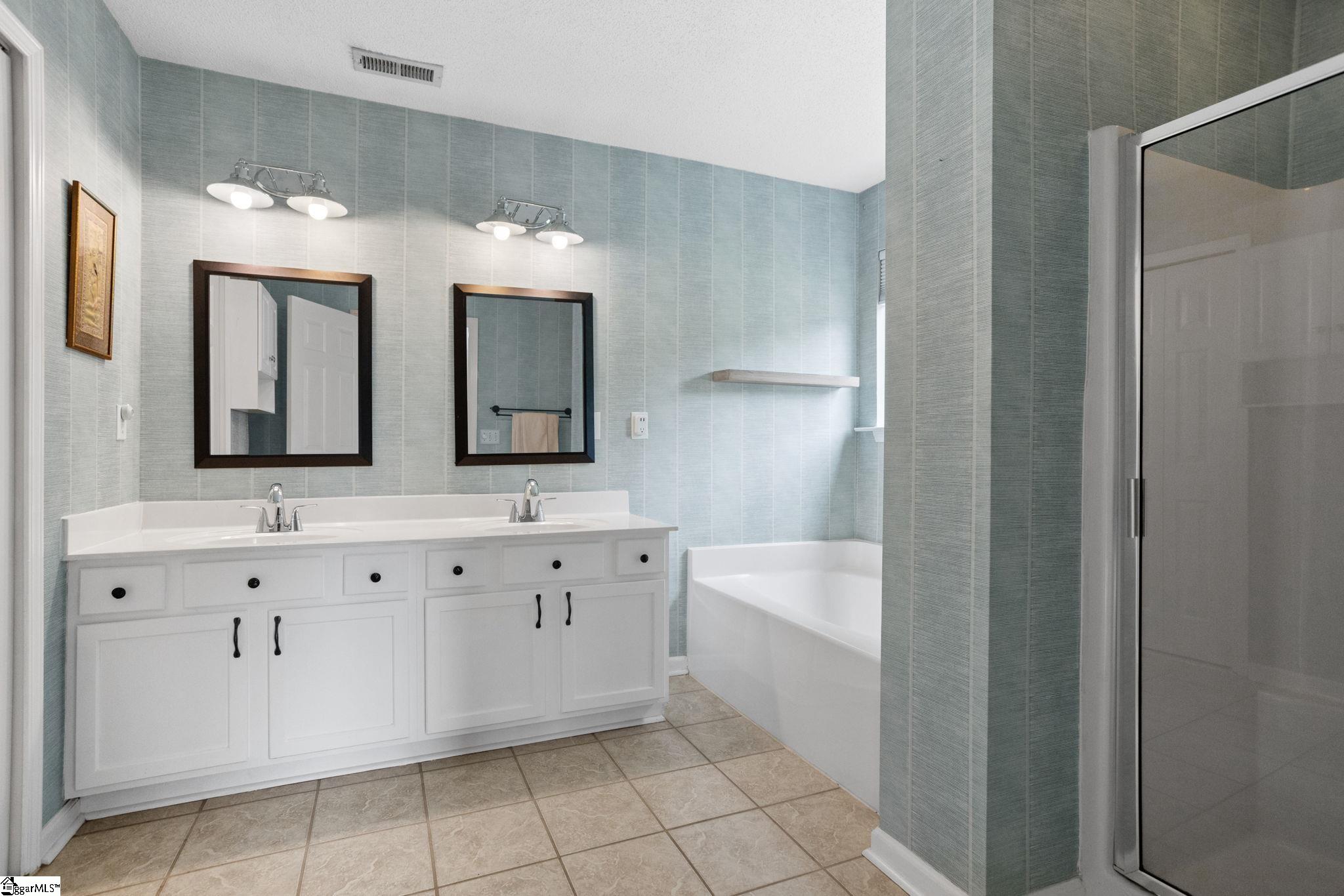 120 Sentinel Court Property Photo 16