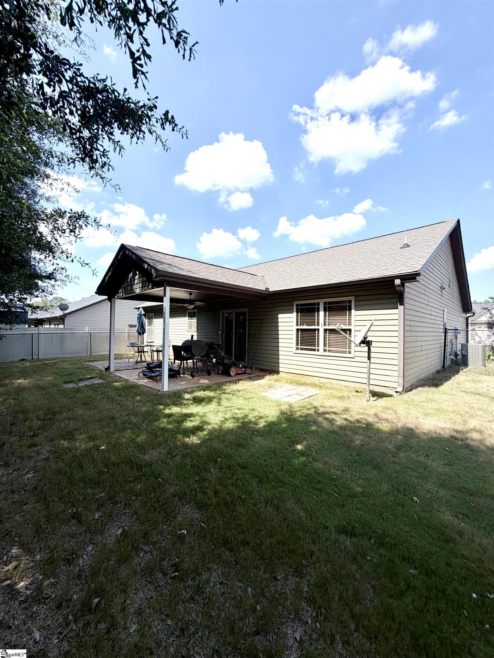 8 Robin Drive Property Photo 3