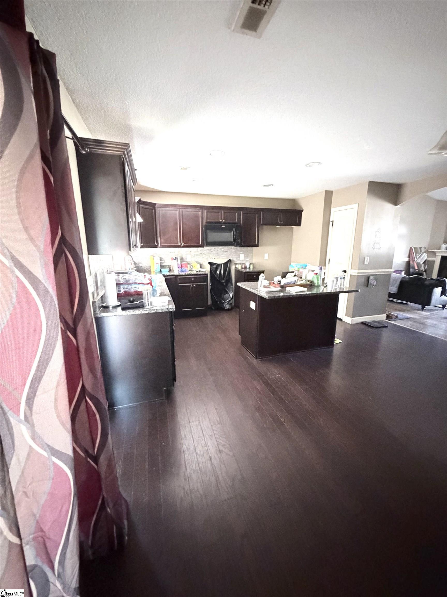 8 Robin Drive Property Photo 12