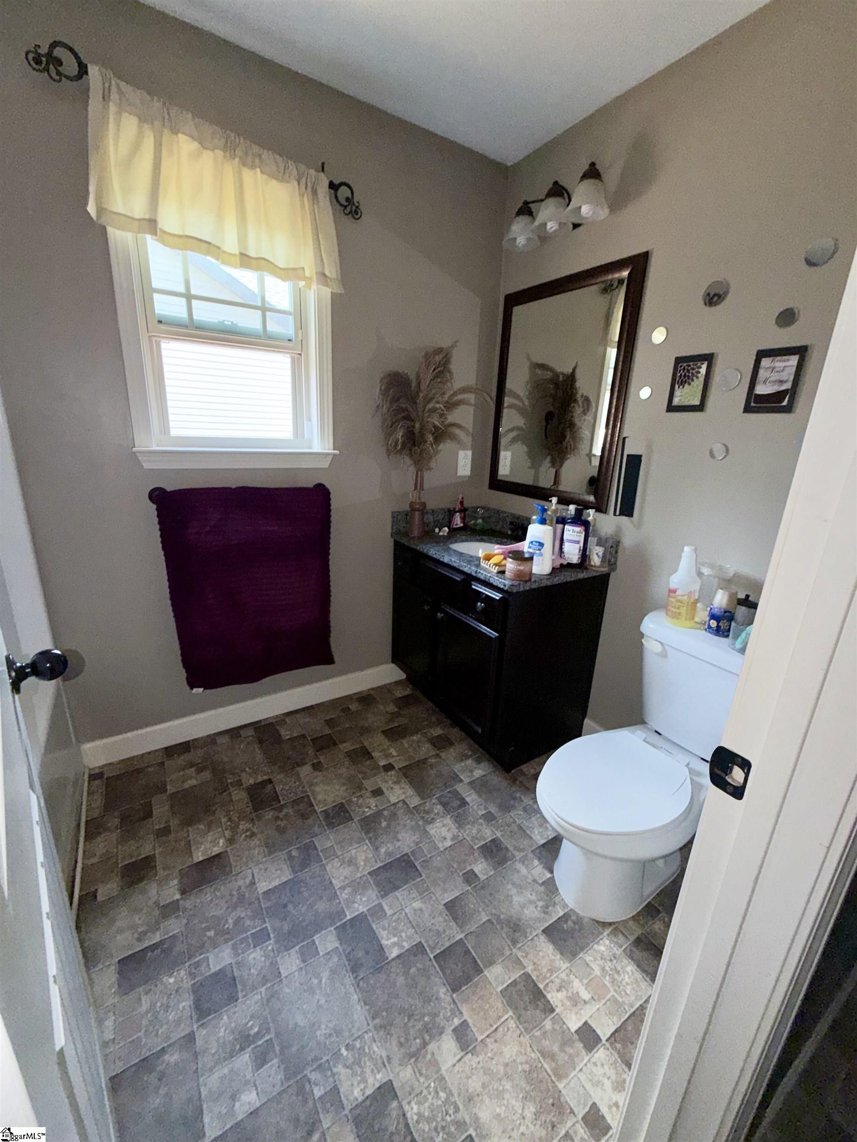 8 Robin Drive Property Photo 15