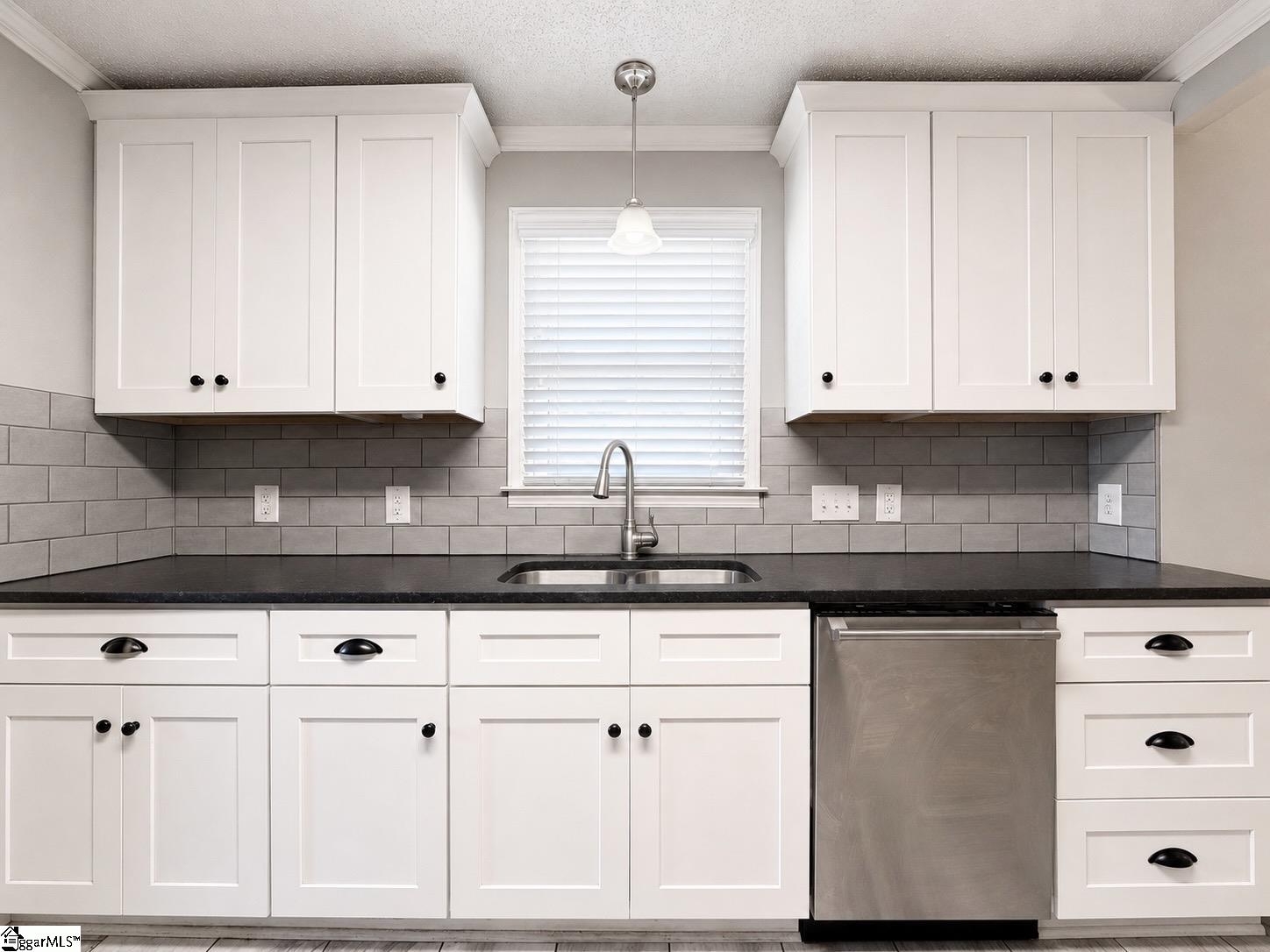 200 Carolina Avenue Property Photo 10